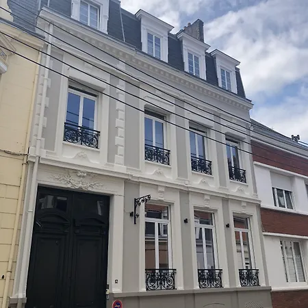 Le Cercle De Malines לינה וארוחת בוקר