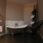 Le Cercle De Malines 4* קאלה