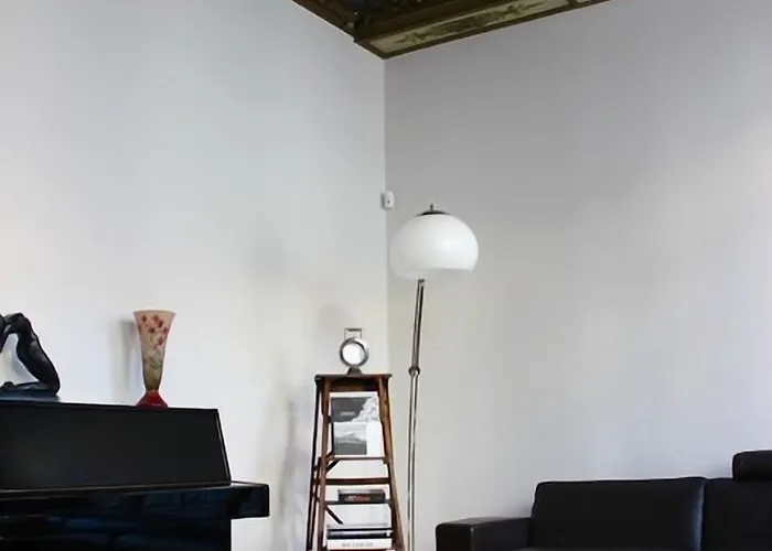 Le Cercle De Malines Couette-café Calais